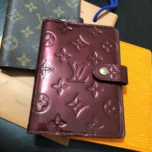 Louis Vuitton Vernis Agenda PM